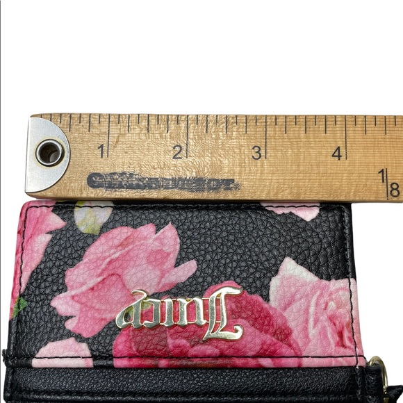 Juicy Couture LA coin and card purse - Picture 5 of 6